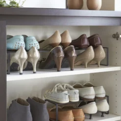 Schoenen opbergsysteem uitschuifbaar Yamazaki
