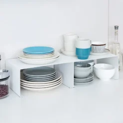 Stapelbaar metalen rekje 22 cm diep Yamazaki